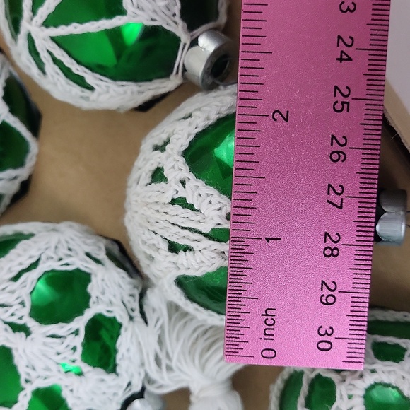 Set Of 12 Vintage Green Glass Crochet Ball Christmas Ornaments - Picture 7 of 11